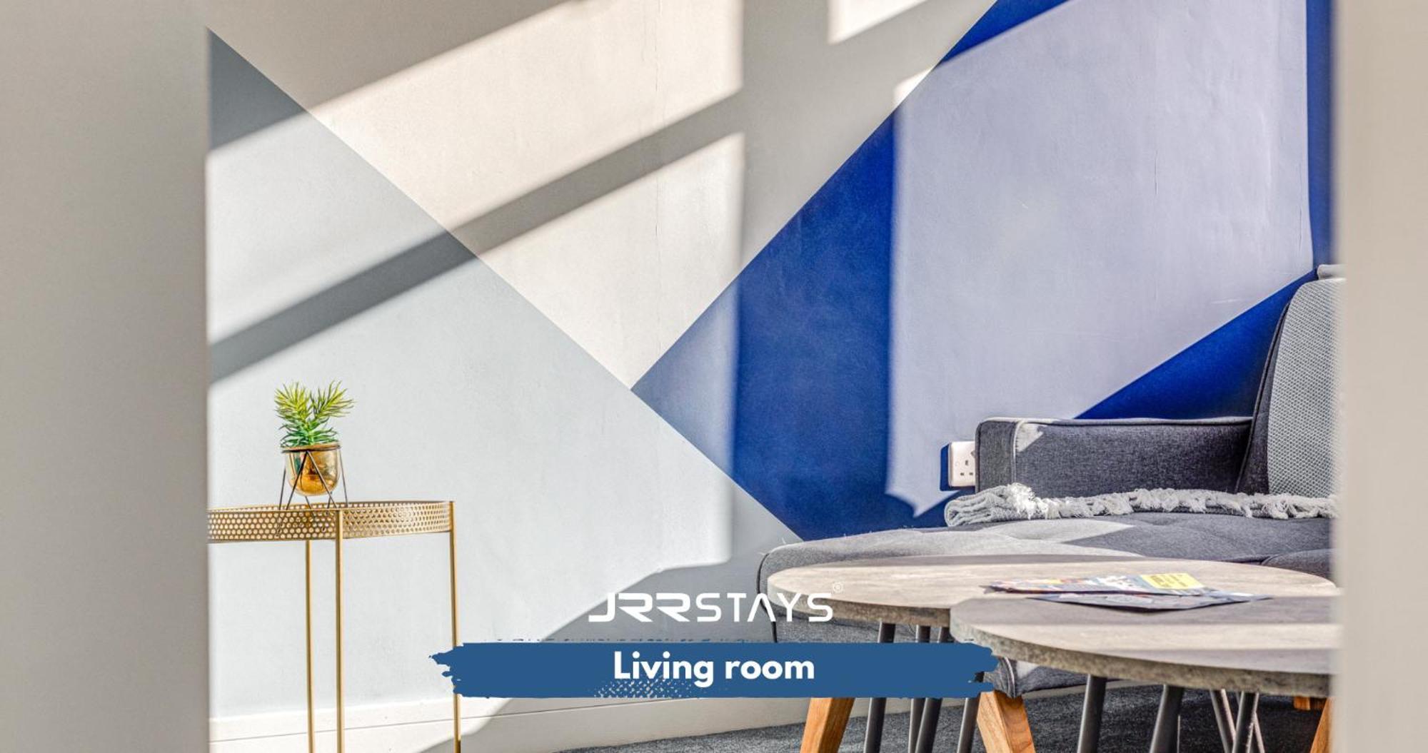 Tipton 3 Bedroom House Garden Sleeps 7 - Jrr Stays Coseley Екстер'єр фото